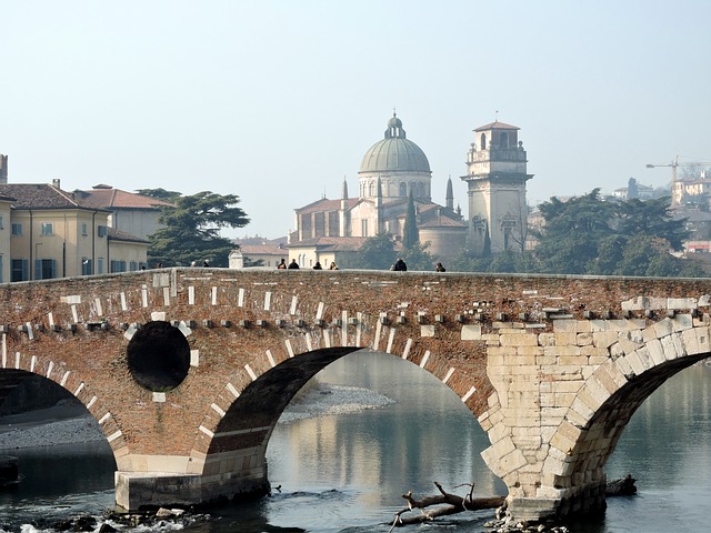 Verona, un premio per la raccolta differenziata del vetro